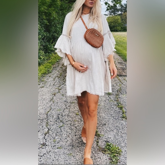 PINKBLUSH Beige Raw Edge Bell Sleeve Babydoll Maternity Dress Size Medium - Picture 2 of 10